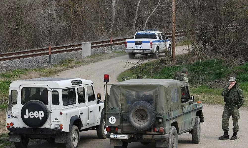 Σε επιφυλακή οι ΕΔ: Έντονη κινητικότητα στον Έβρο από την Τουρκία